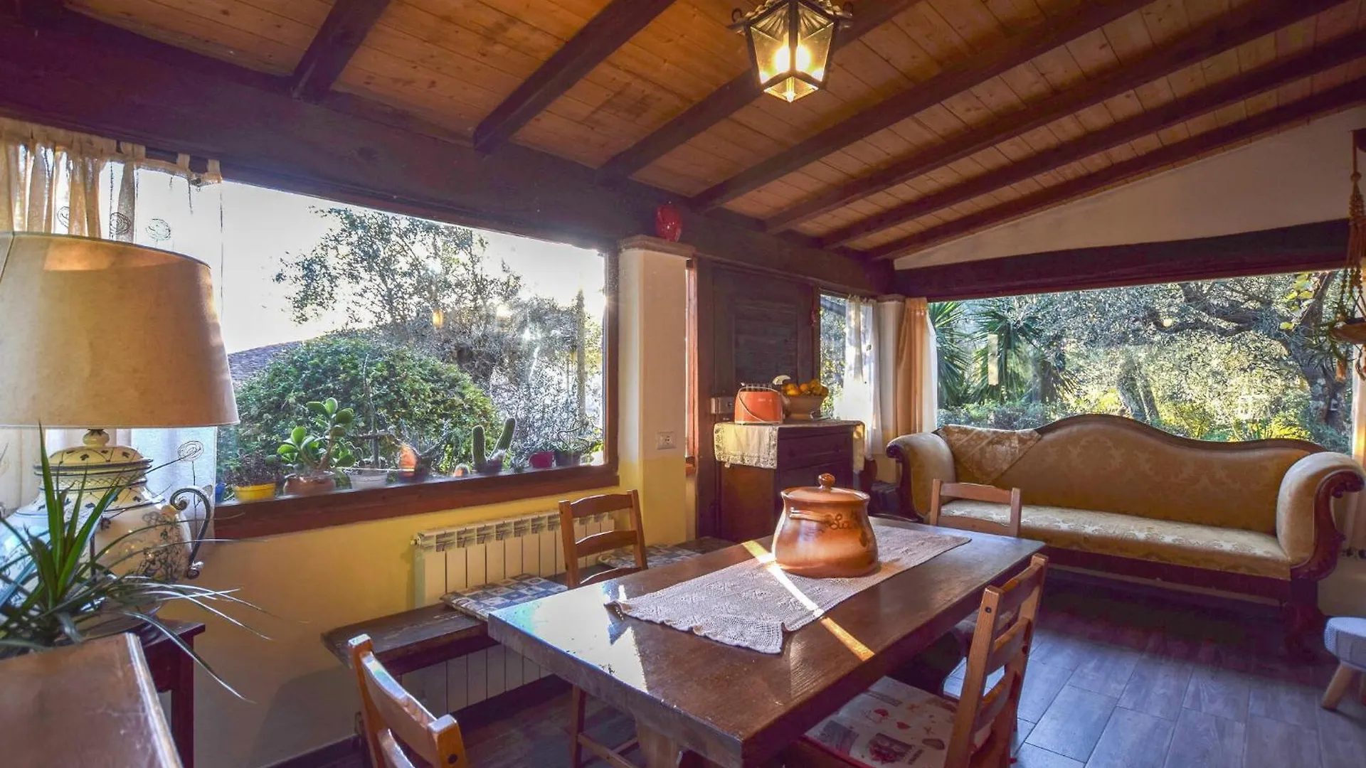 Tatil Evi Stunning Home In Camaiore With House A Panoramic View İtalya